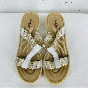 Born Crown size 8 White & Silver Sandal Heels